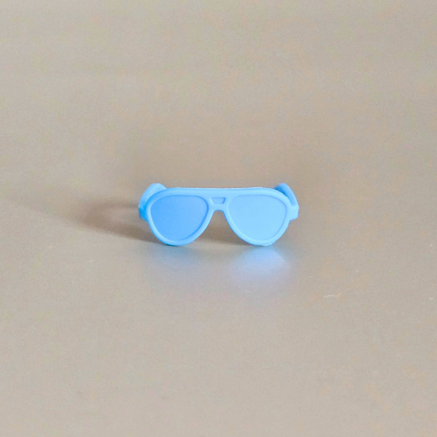 Sunglasses – for Happy Llama