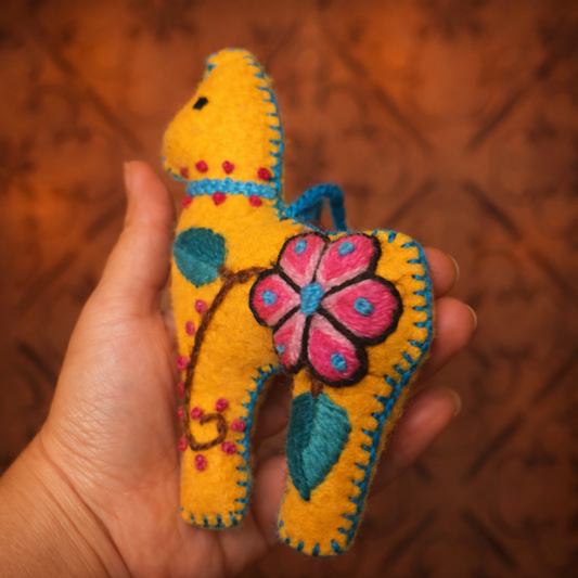 🦙 Valentine’s Llama Charm – Limited Edition